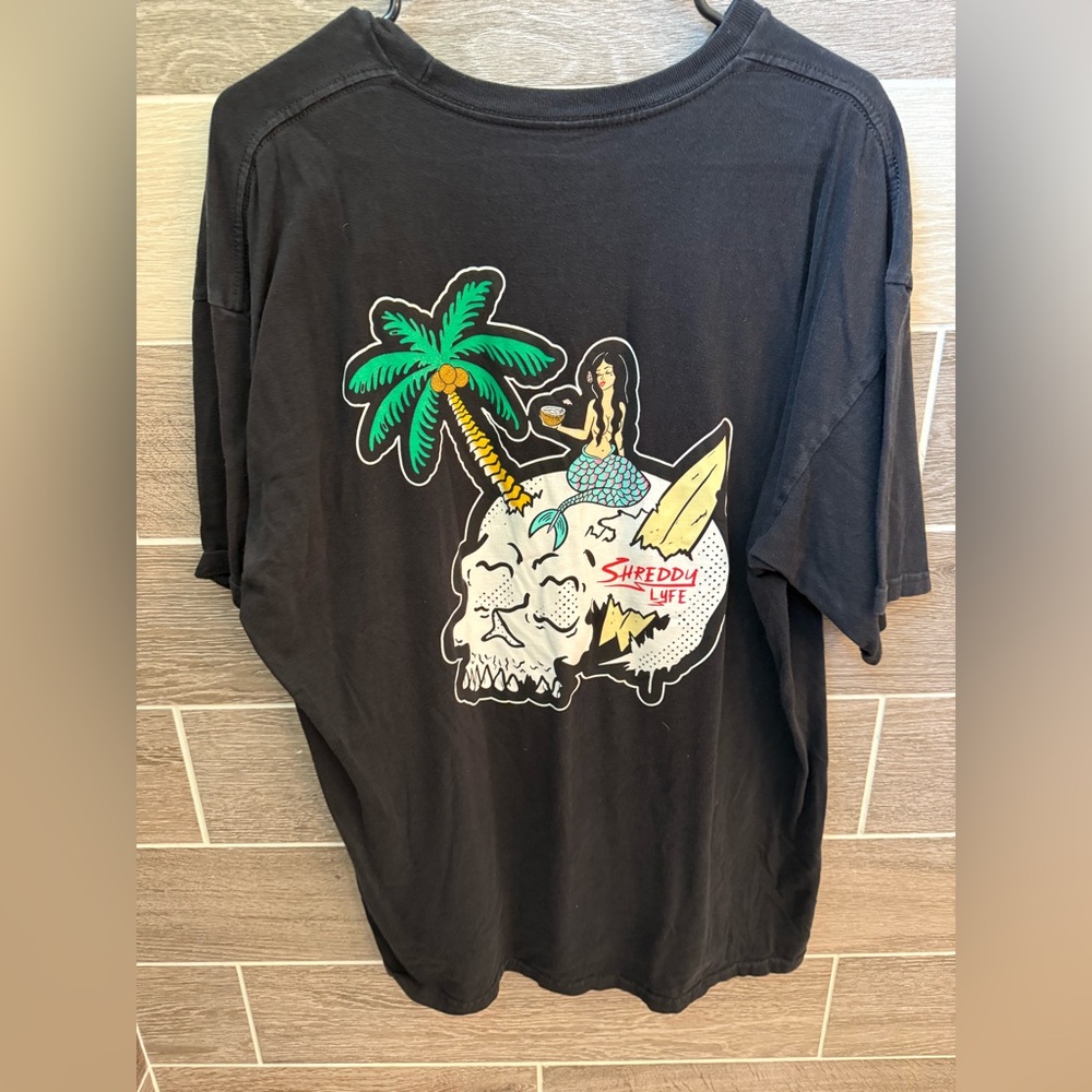 Men’s Shreddy Lyfe Mermaid Shirt XL